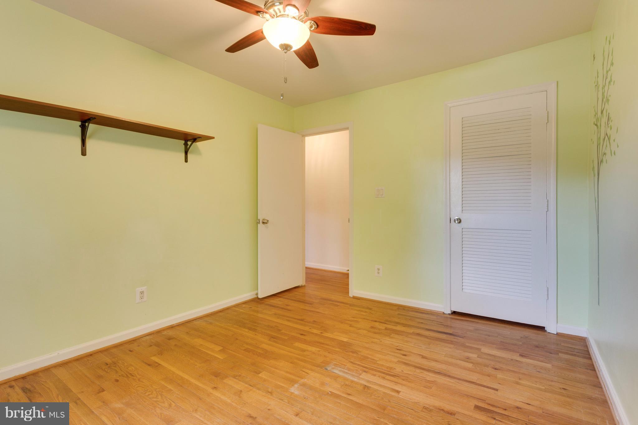 5925 Bayshire Road, Unit 114 Springfield, VA 22152 - Photo 15 of 28 Bedroom