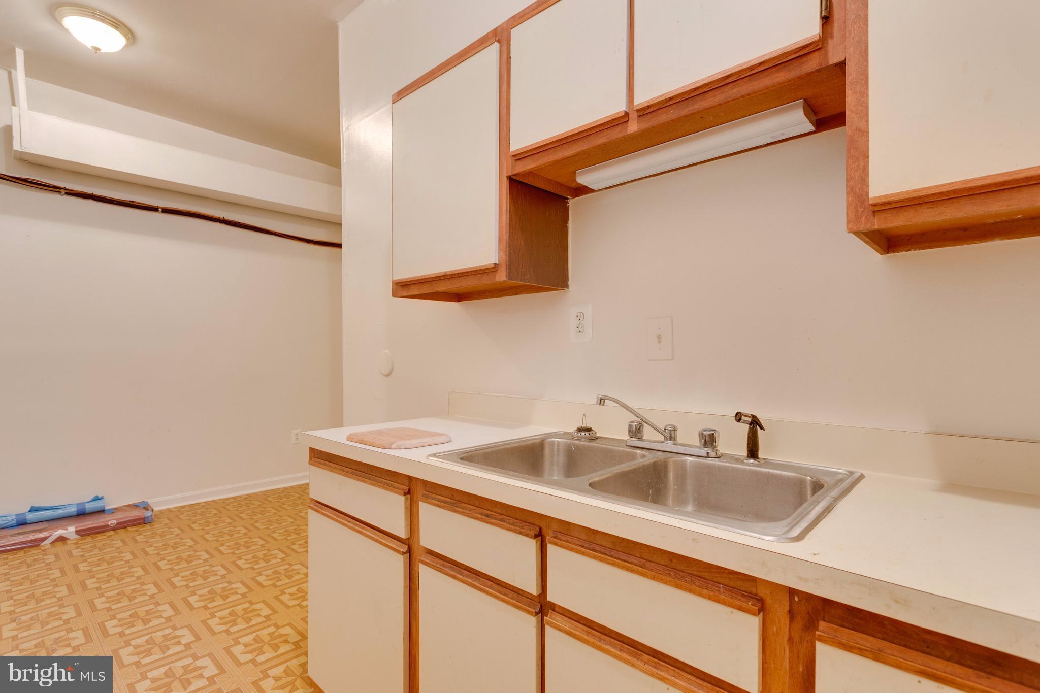 5925 Bayshire Road, Unit 114 Springfield, VA 22152 - Photo 21 of 28 Basement