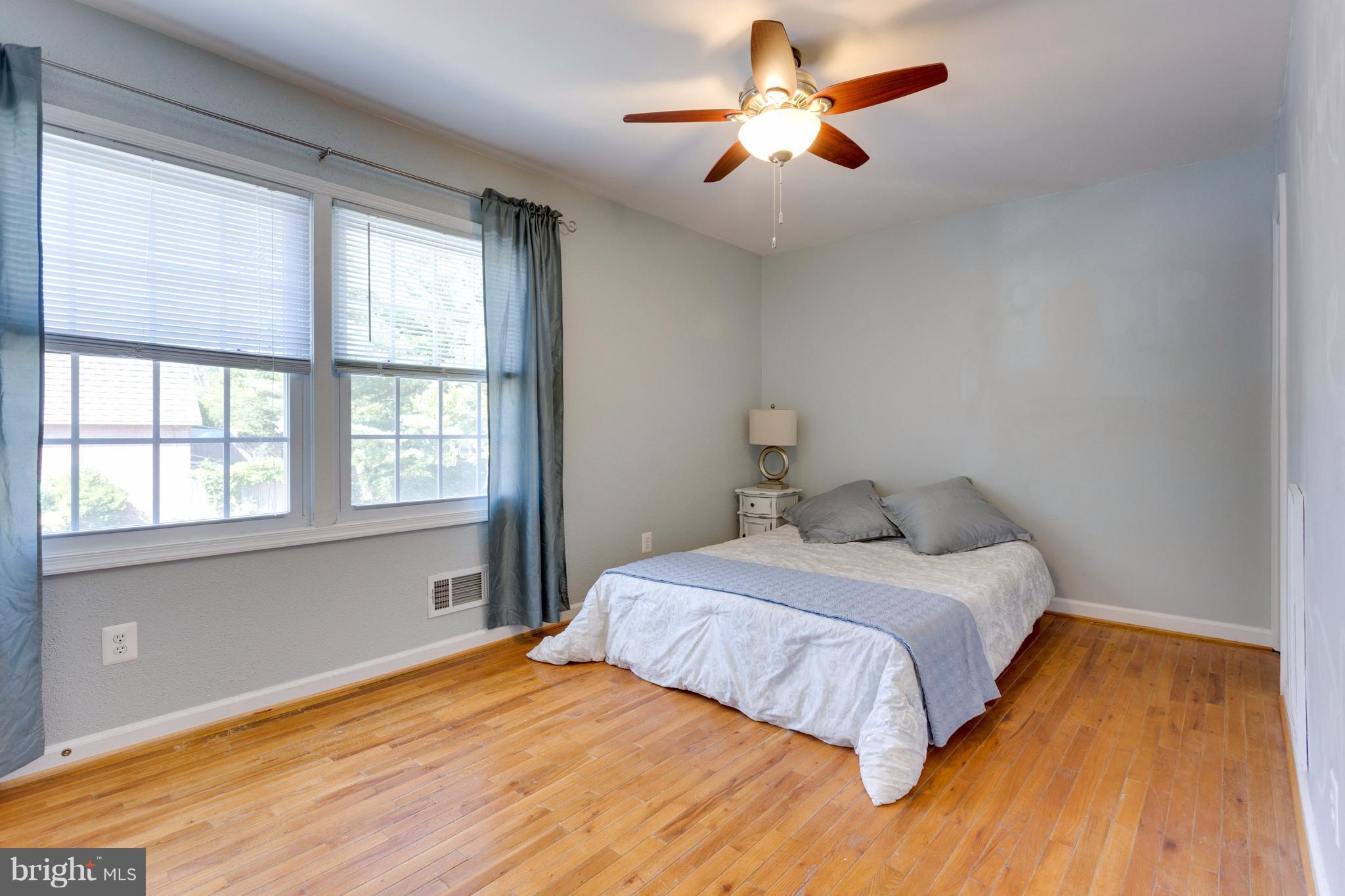 5925 Bayshire Road, Unit 114 Springfield, VA 22152 - Photo 10 of 28 Bedroom (Master)