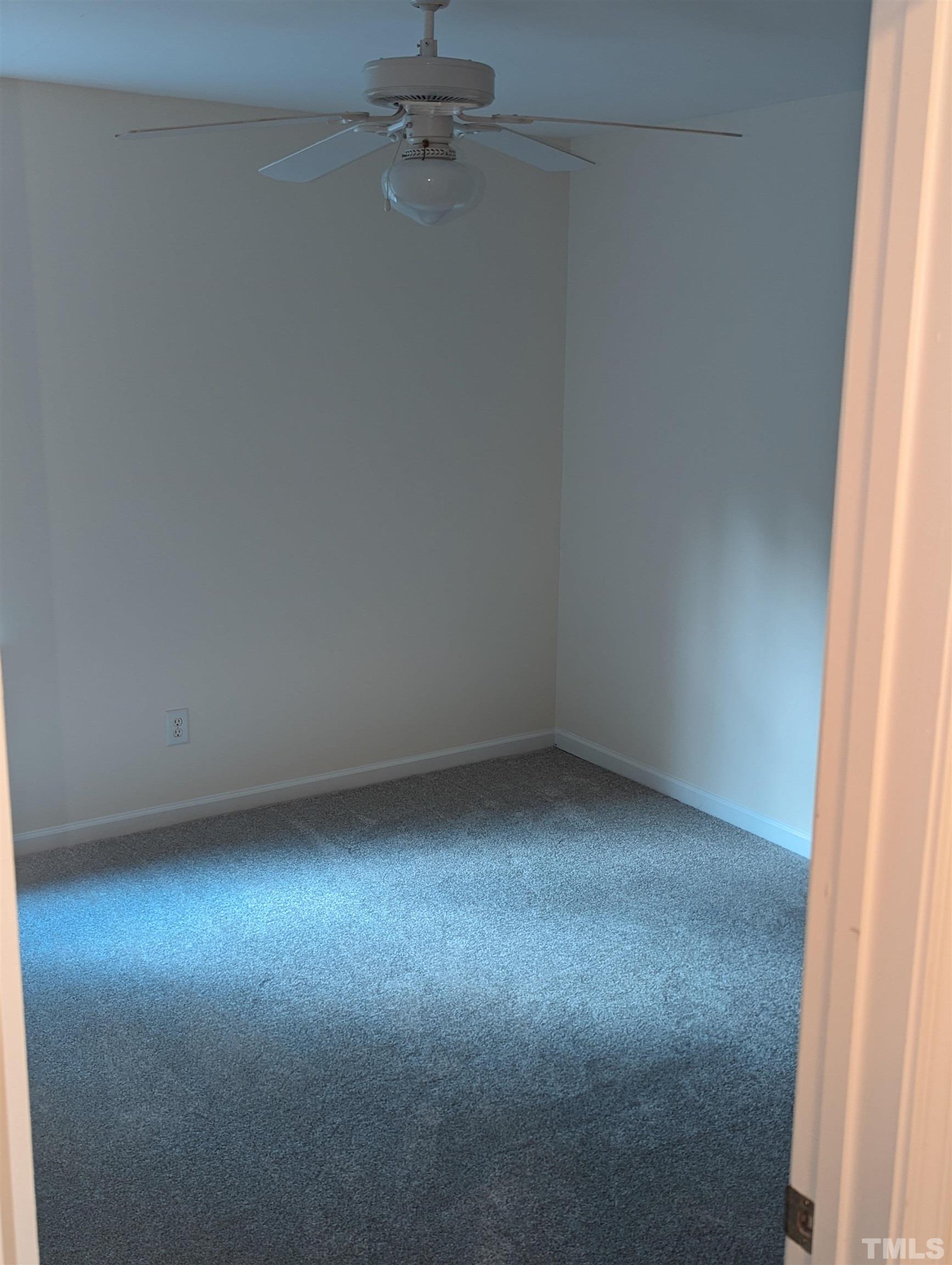 350 Plaza Drive, Unit D Chapel Hill, NC 27517 - Photo 4 of 13