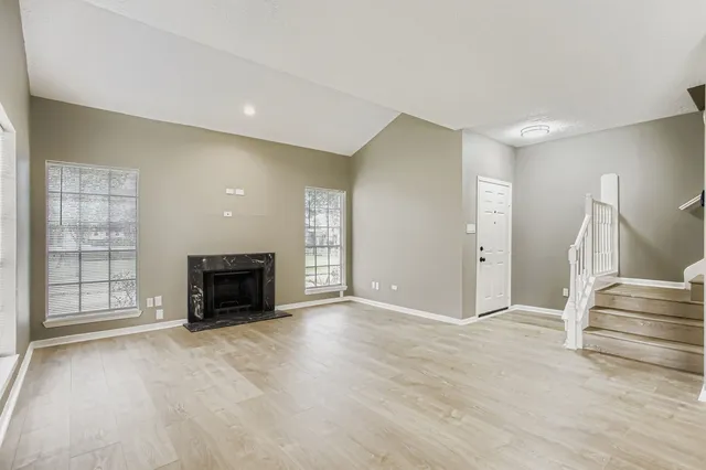 $255,000 | 800 Country Pl Drive, Unit 408, Houston, TX 77079