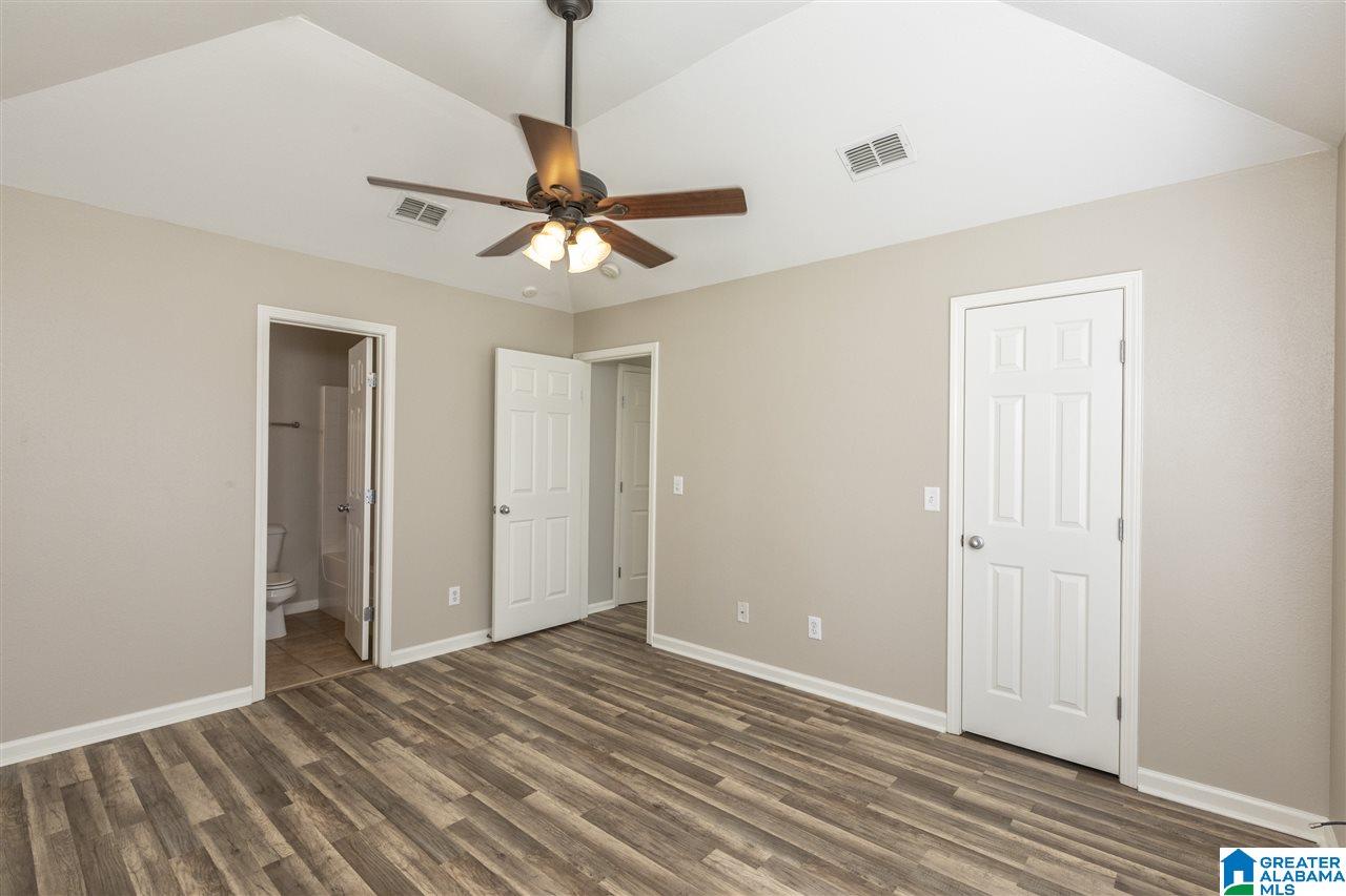 137 Mayfair Lane Calera, AL 35040 - Photo 14 of 24