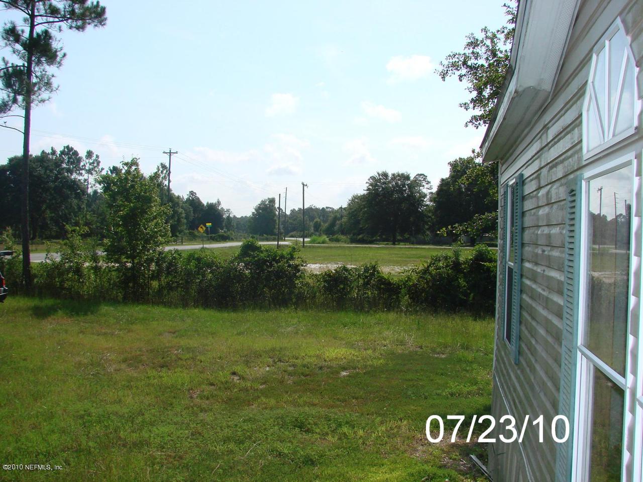 24904 Crawford Road Callahan, FL 32011 - Photo 19 of 25 VIEW OF STREET