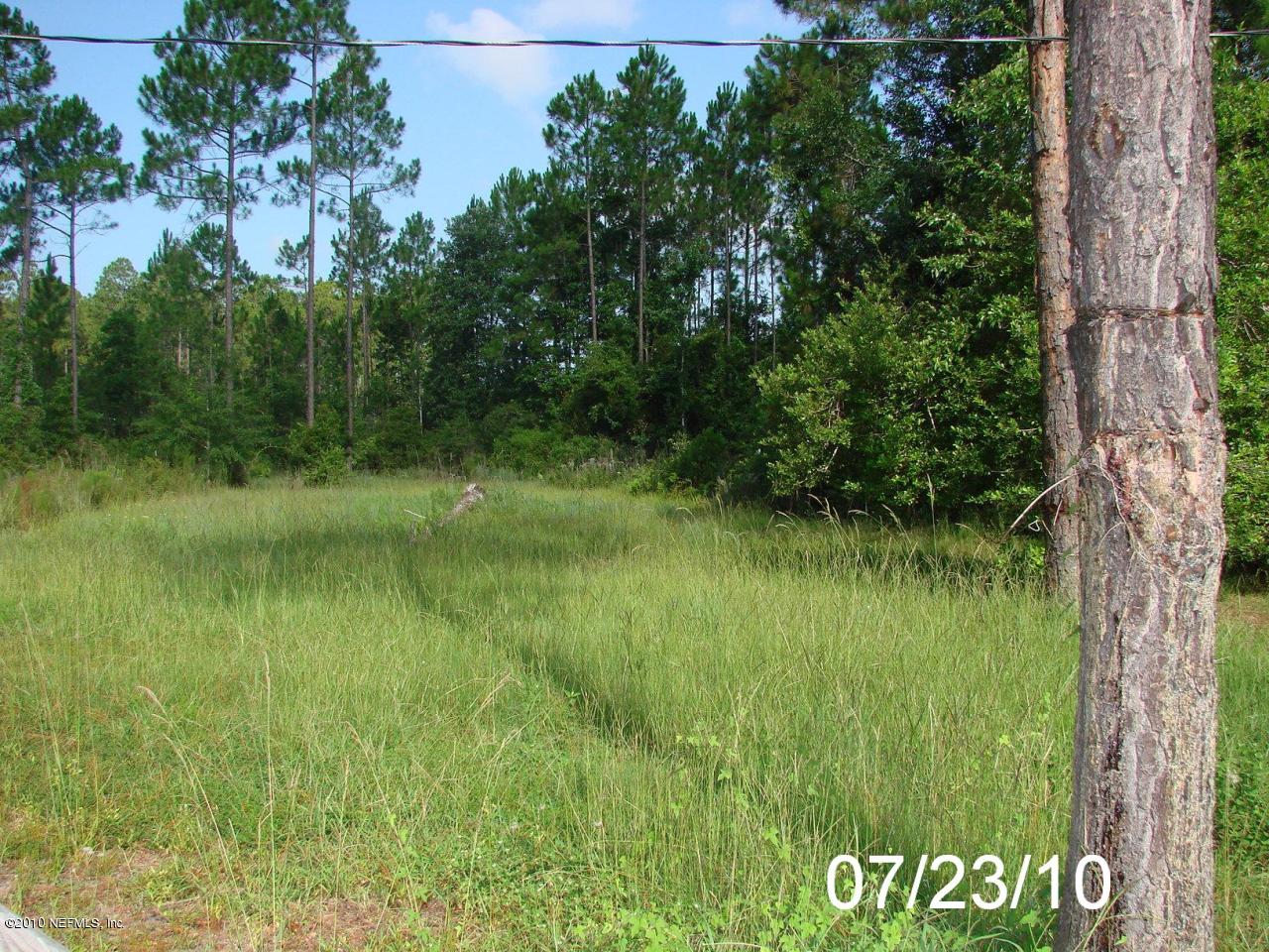 24904 Crawford Road Callahan, FL 32011 - Photo 4 of 25 VIEW FROM THE FRONT STEPS