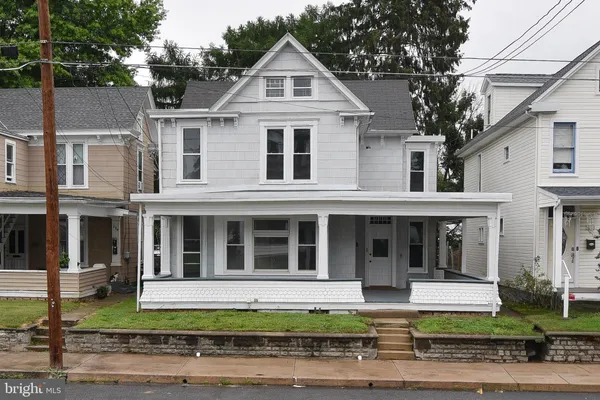$269,900 | 225 West 2nd Street, Waynesboro, PA 17268