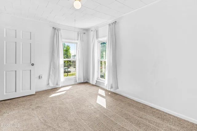 $279,000 | 9 Division Street, Glens Falls, NY 12801