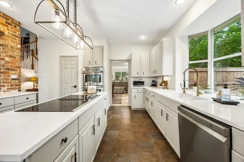 $629,900 | 1300 Edgewood Court, Carrollton, TX 75007