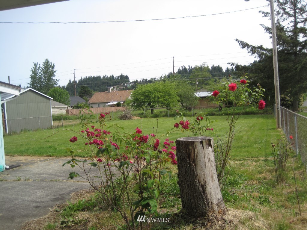 584 Southwest Chehalis Avenue Chehalis, WA 98532 - Photo 14 of 16 Gallery Image 14