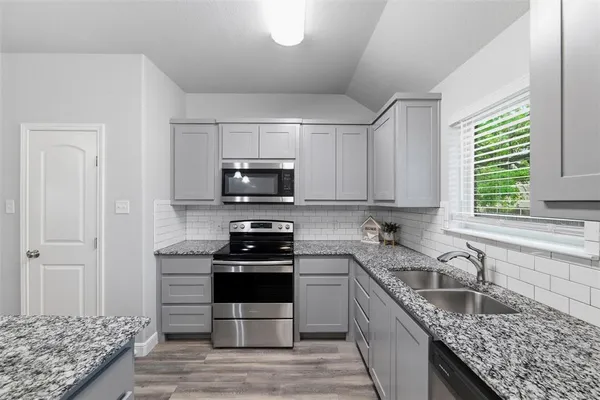 $275,000 | 424 North Cedar Street, Springtown, TX 76082