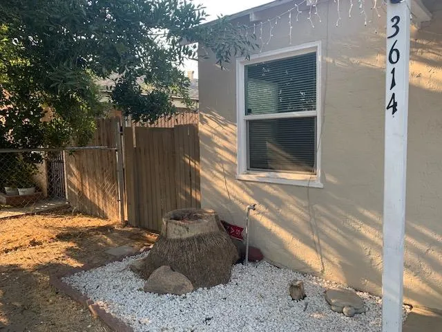 $249,999 | 3614 East Washington Avenue, Fresno, CA 93702