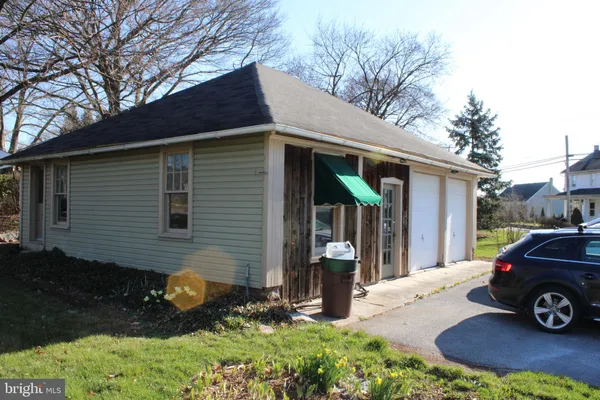 $434,900 | 564 West Maple Grove Road, Denver, PA 17517