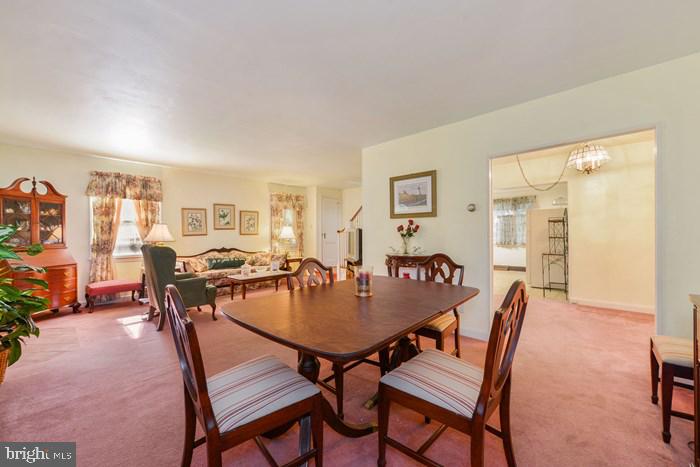803 Pleasant Hill Road Wallingford, PA 19086 - Photo 7 of 26 Dining area
