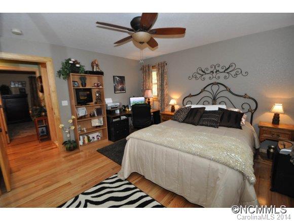 1084 Wesley Creek Road Clyde, NC 28721 - Photo 10 of 22