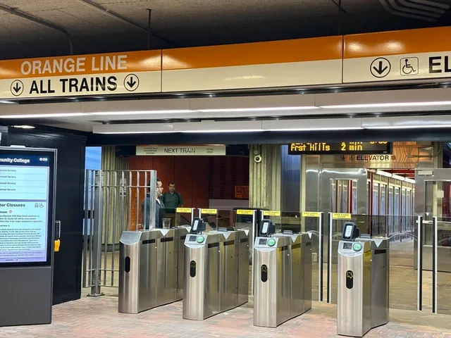 a view of a entryway of a building