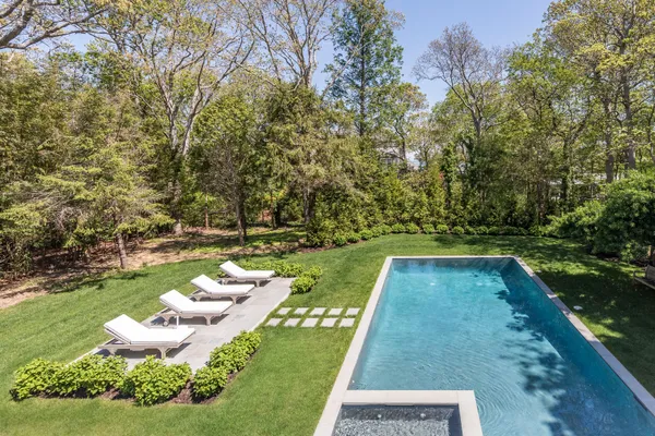 $95,000 | 5 Sammys Beach Road, East Hampton, NY 11937