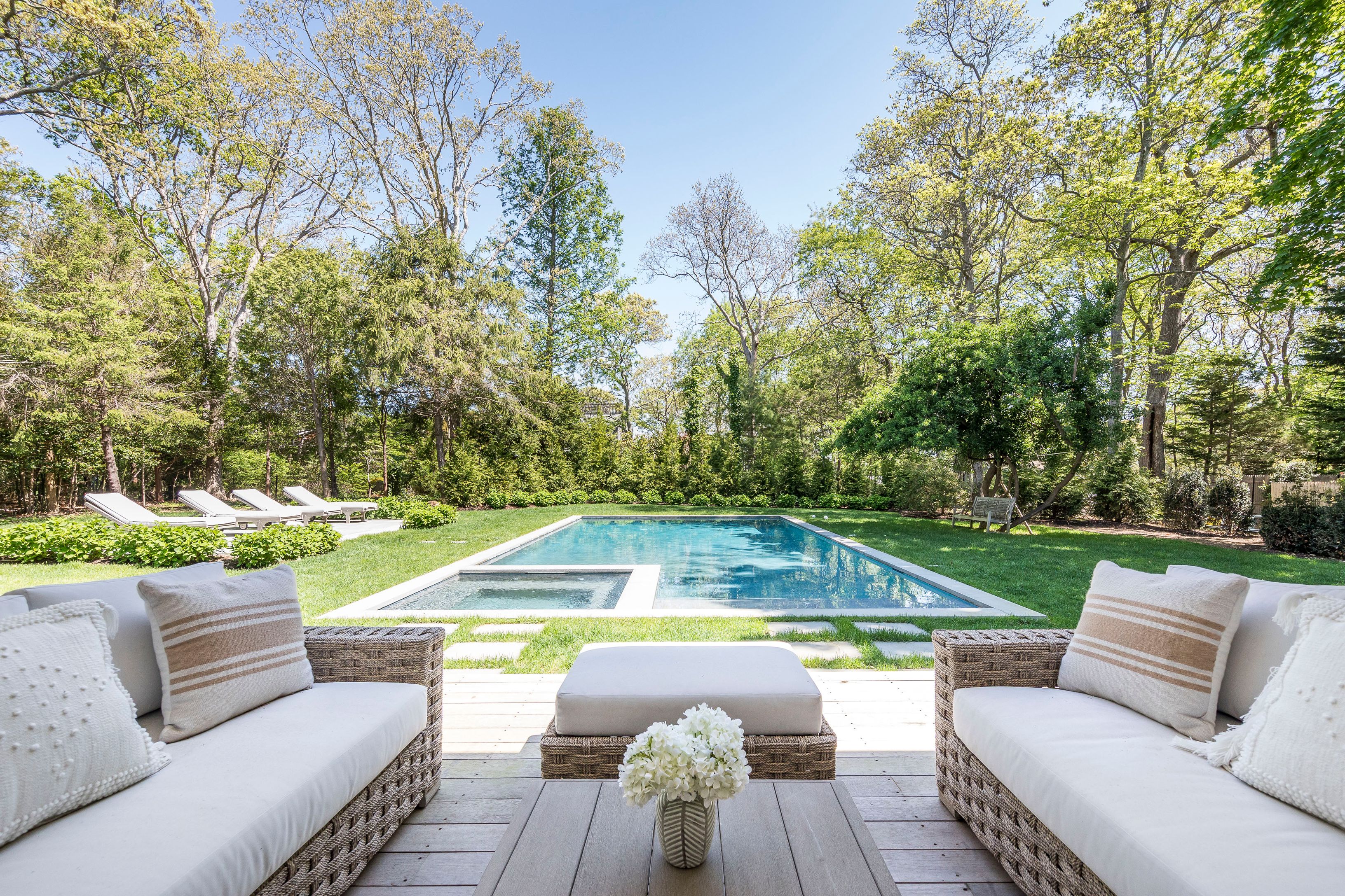 5 Sammys Beach Road East Hampton, NY 11937 - Photo 3 of 42