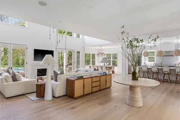 $95,000 | 5 Sammys Beach Road, East Hampton, NY 11937