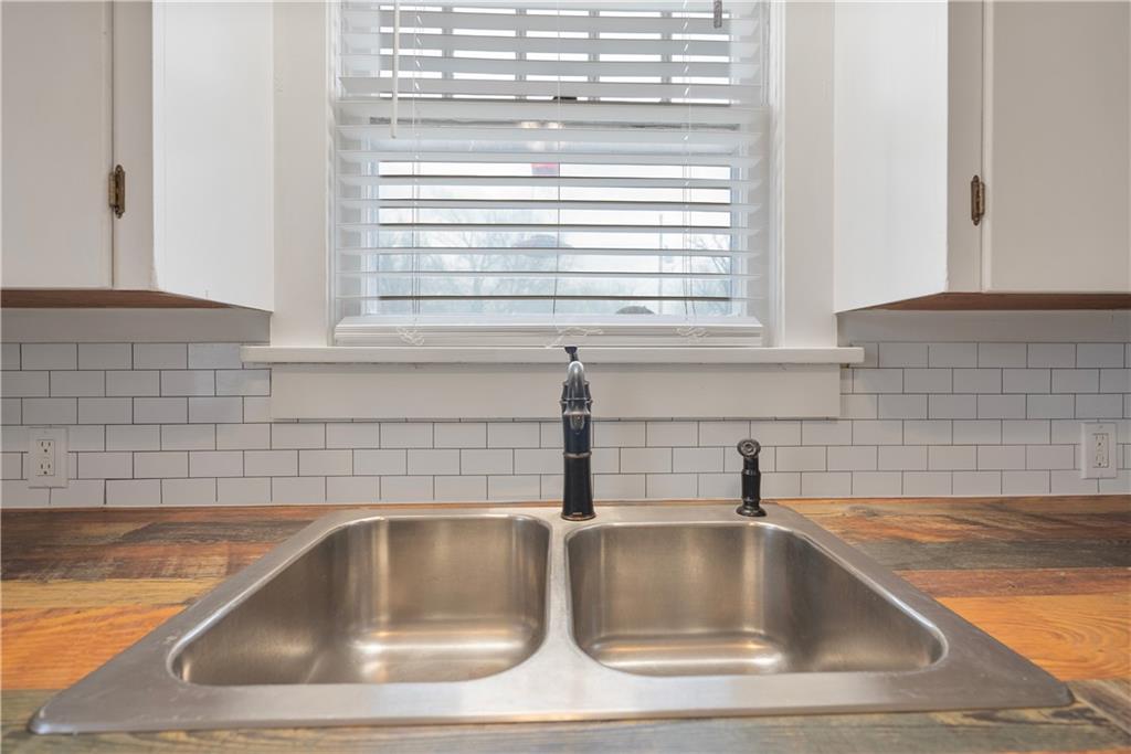 1018 North 12th Street Independence, KS 67301 - Photo 18 of 74