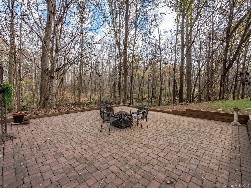 595 Cranborne Chase Fort Mill, SC 29708 - Photo 4 of 35