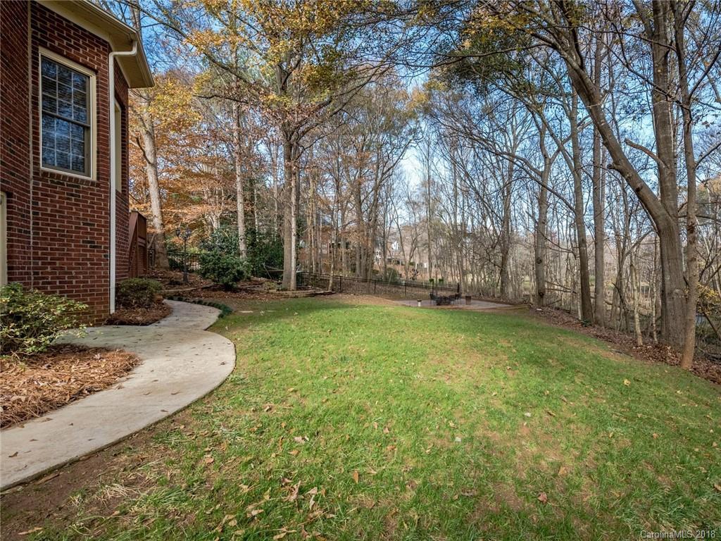 595 Cranborne Chase Fort Mill, SC 29708 - Photo 5 of 35