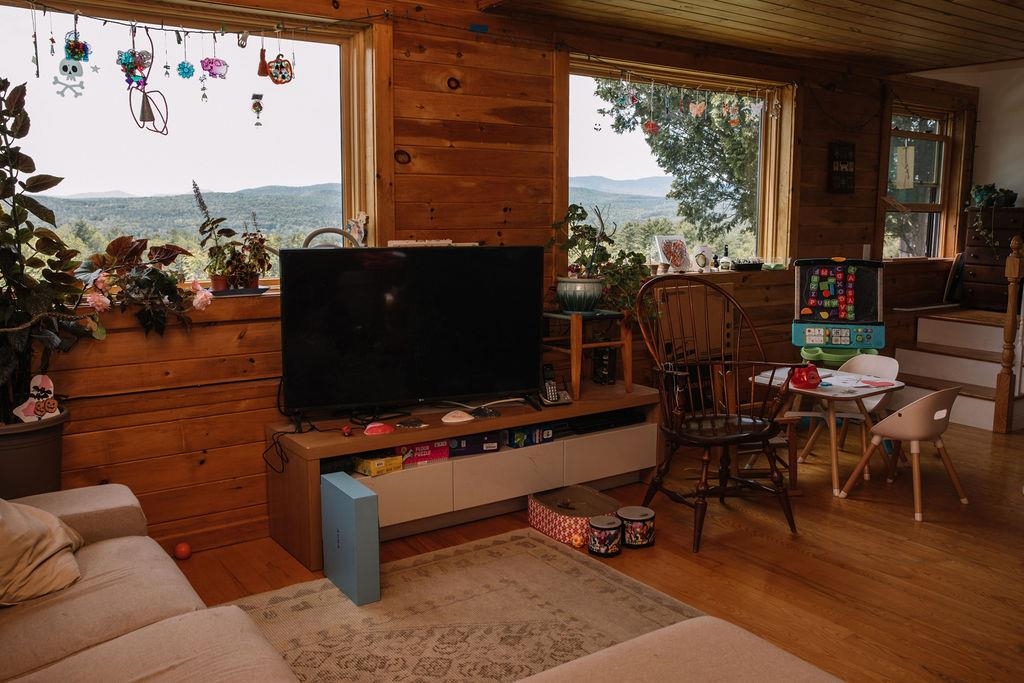 2213 Max Gray Road Calais, VT 05667 - Photo 31 of 48