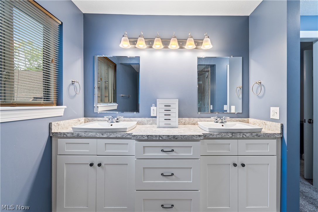 171 Granger Road, Unit 139 Medina, OH 44256 - Photo 15 of 25 Gallery Image 15