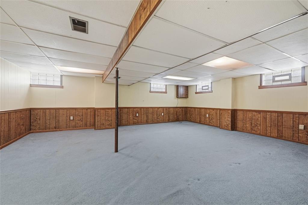 2586 Paige Street Lower Burrell, PA 15068 - Photo 25 of 41