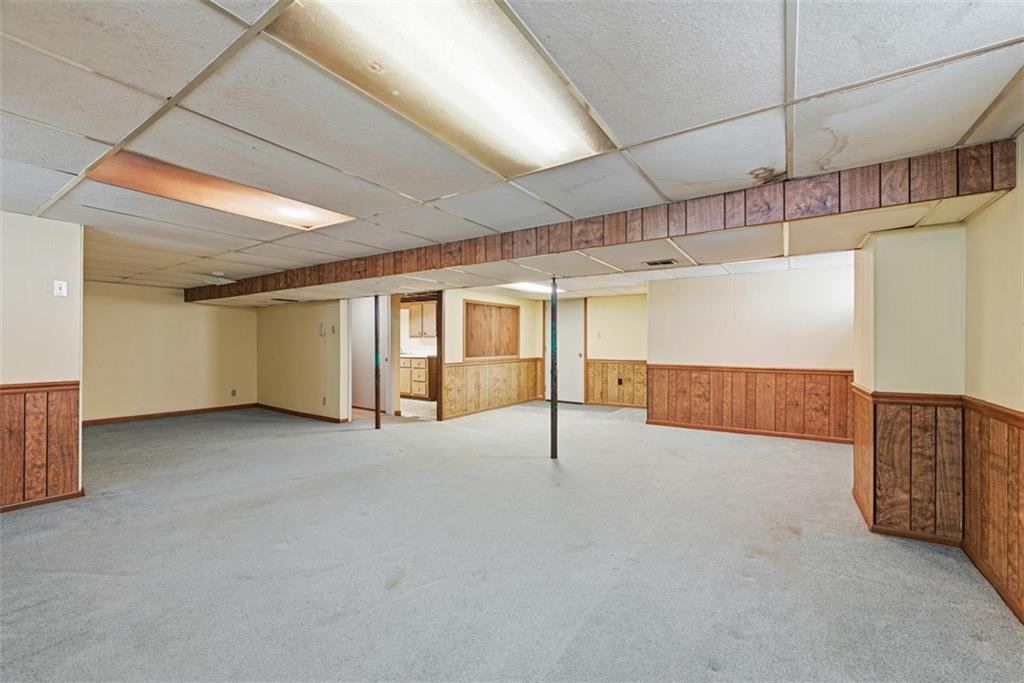 2586 Paige Street Lower Burrell, PA 15068 - Photo 27 of 41