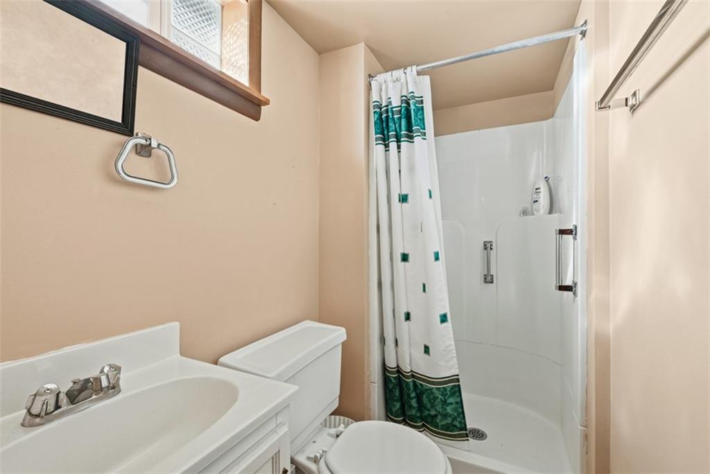 2586 Paige Street Lower Burrell, PA 15068 - Photo 28 of 41