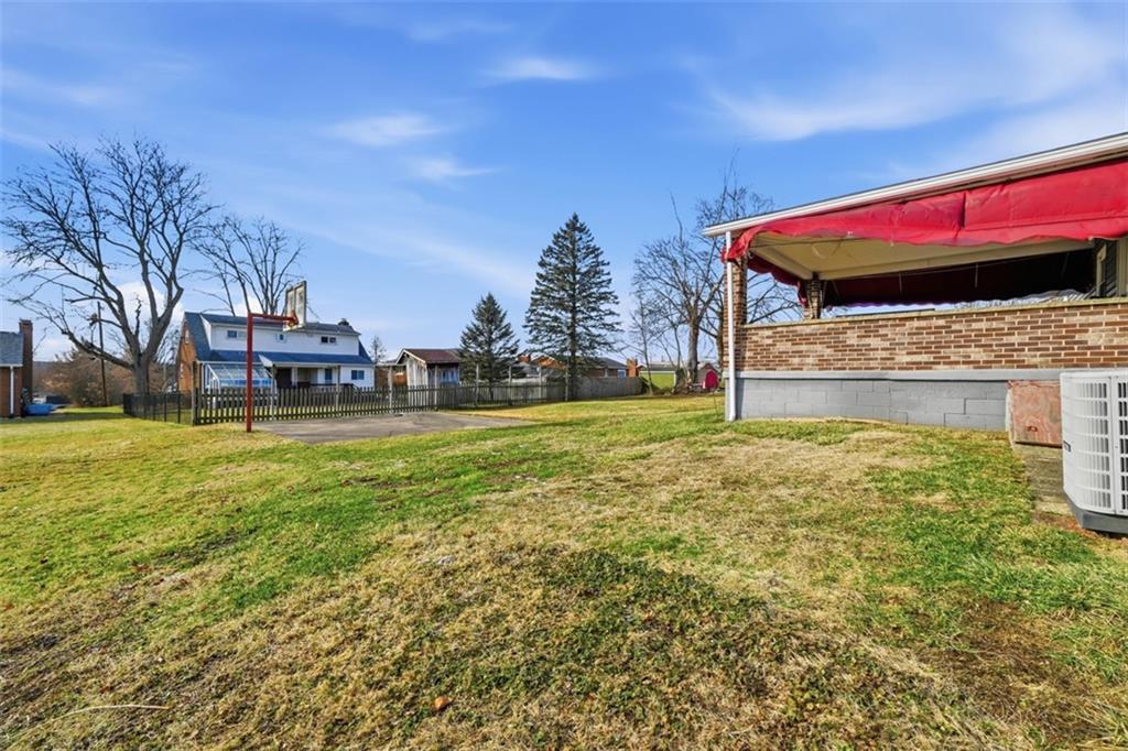 2586 Paige Street Lower Burrell, PA 15068 - Photo 34 of 41