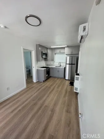 $1,800 | 510 South Chicago Street, Los Angeles, CA 90033