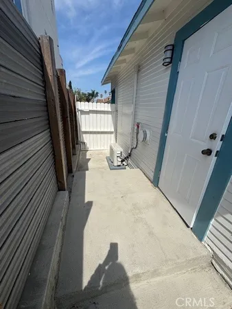 $1,800 | 510 South Chicago Street, Los Angeles, CA 90033