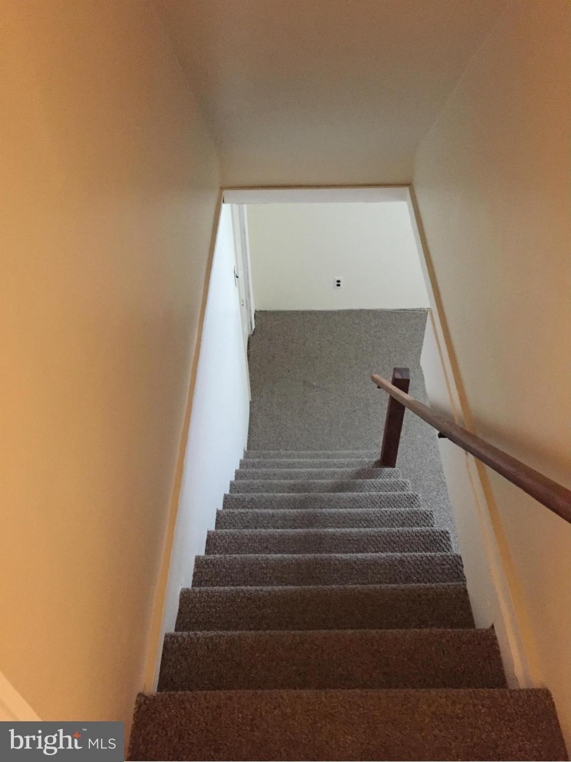 6127 Marlora Road Baltimore, MD 21239 - Photo 22 of 27 a view of entryway