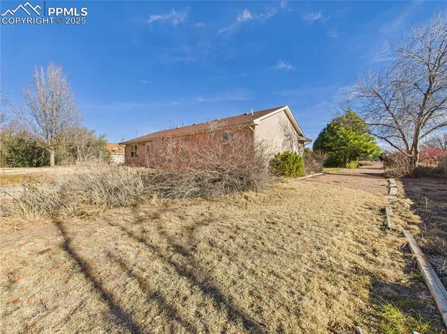 $435,000 | 331 South Nicklaus Drive, Pueblo West, CO 81007