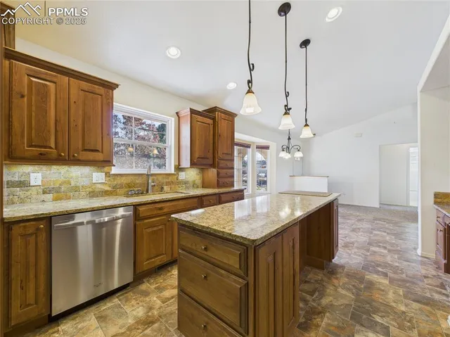 $435,000 | 331 South Nicklaus Drive, Pueblo West, CO 81007