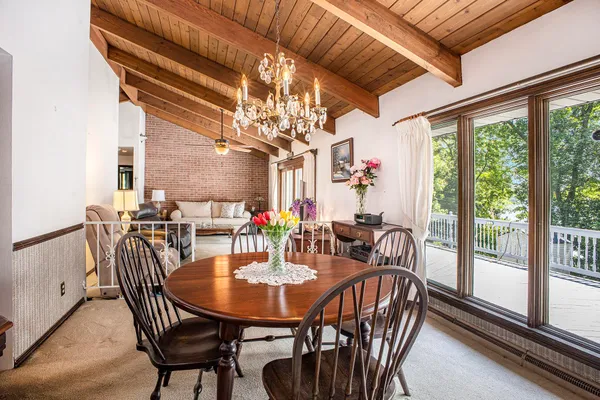 $525,000 | 55835 Davis Lane, Dowagiac, MI 49047