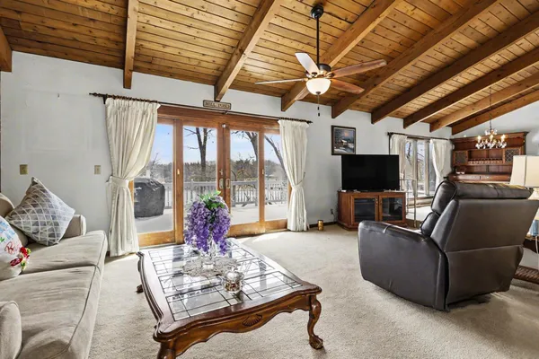 $525,000 | 55835 Davis Lane, Dowagiac, MI 49047