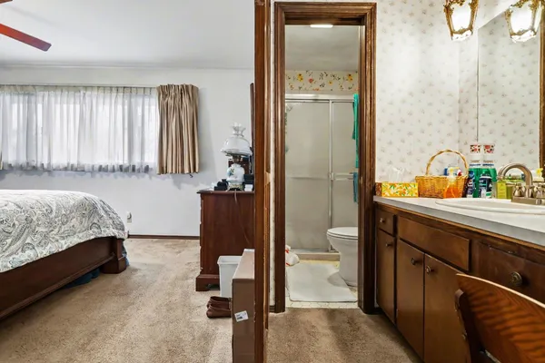 $525,000 | 55835 Davis Lane, Dowagiac, MI 49047