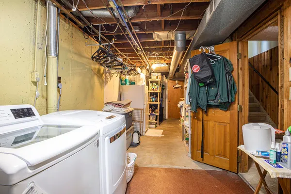 $525,000 | 55835 Davis Lane, Dowagiac, MI 49047