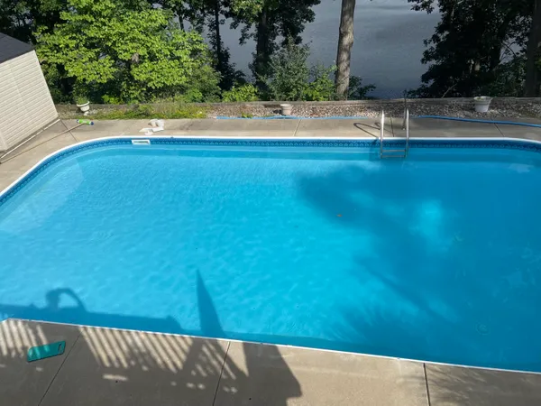 $525,000 | 55835 Davis Lane, Dowagiac, MI 49047