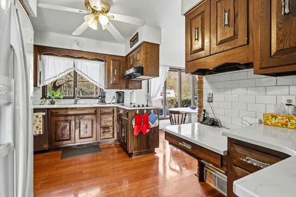 $525,000 | 55835 Davis Lane, Dowagiac, MI 49047