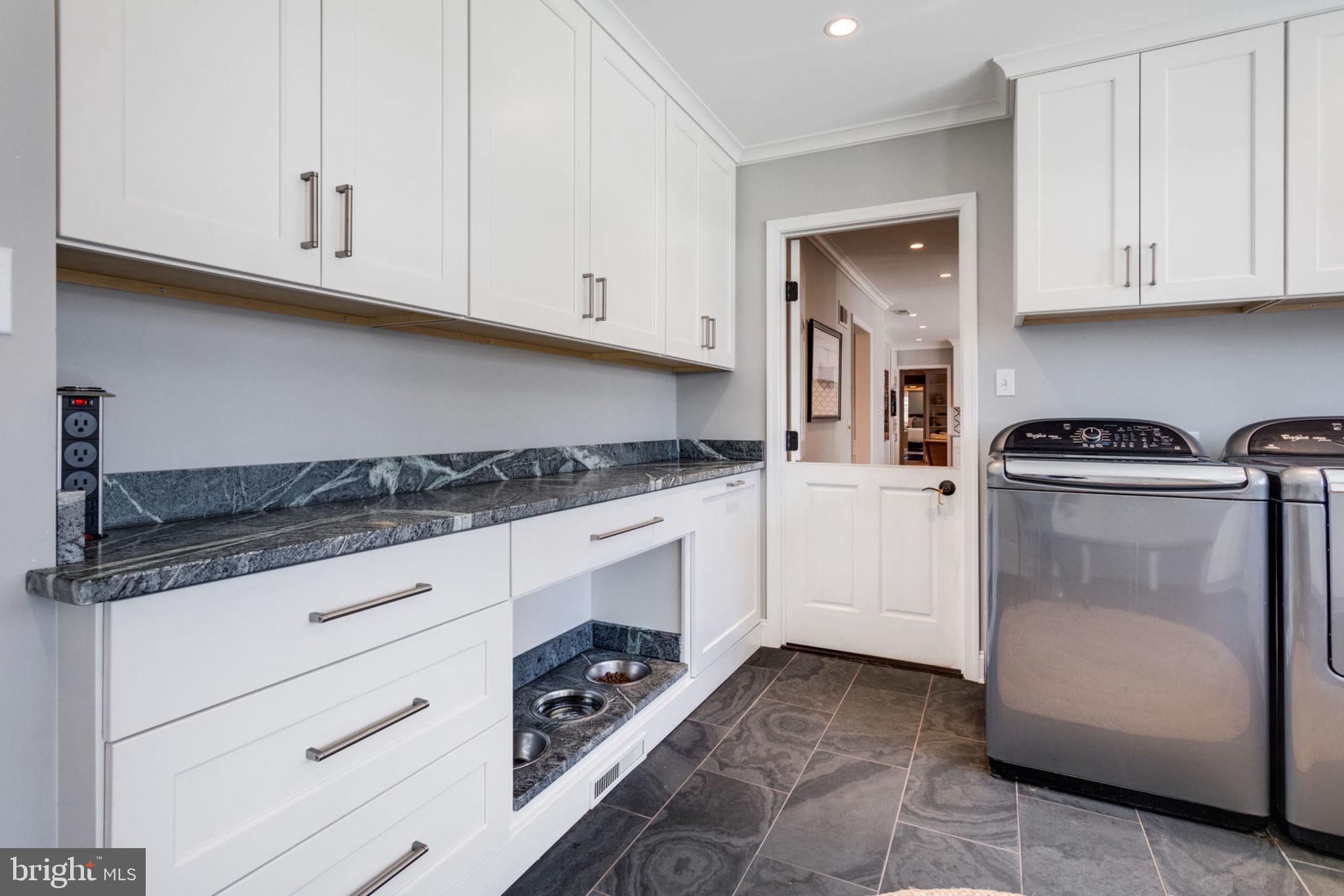 913 Lynton Place McLean, VA 22102 - Photo 19 of 57 Custom mud/laundry room