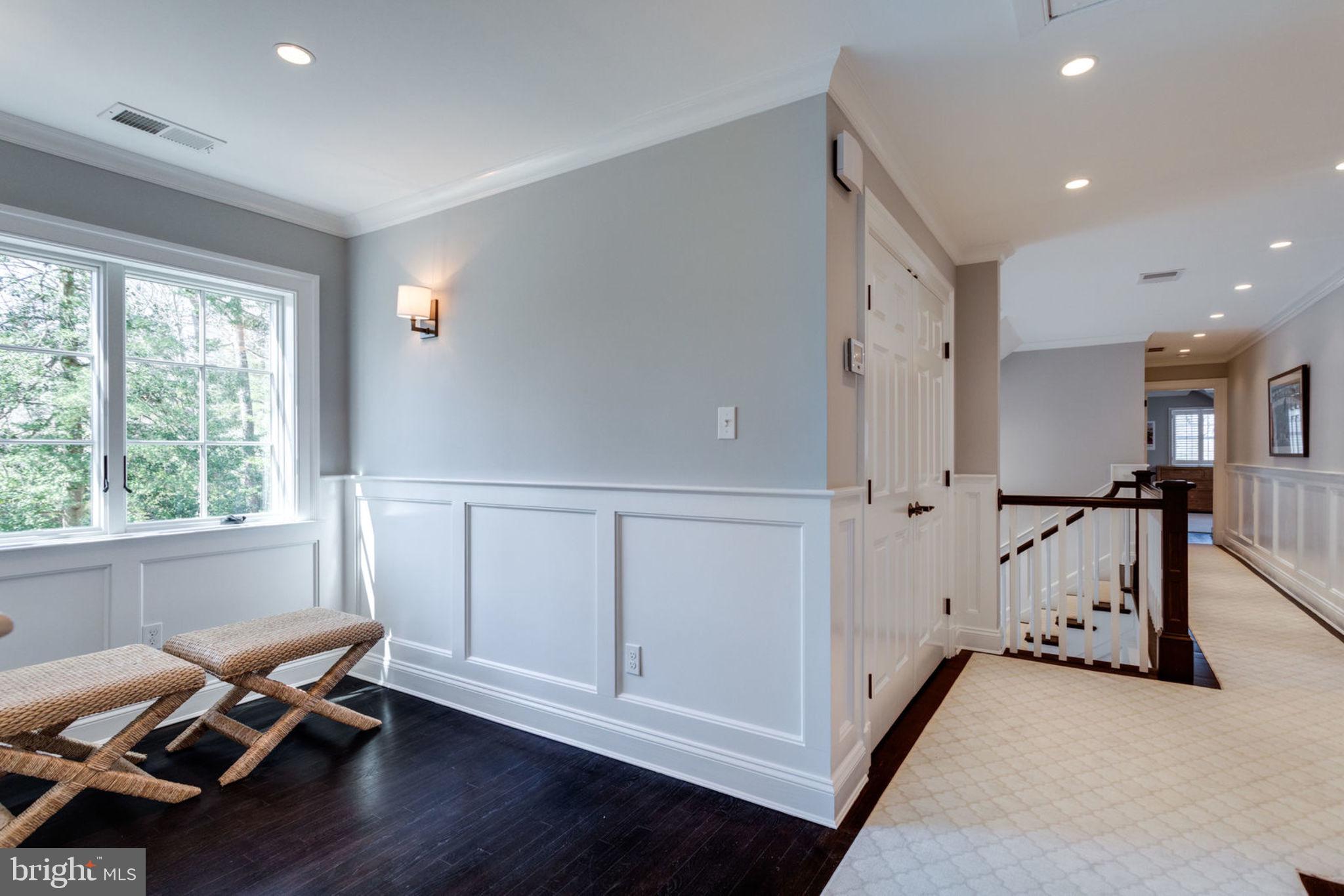 913 Lynton Place McLean, VA 22102 - Photo 26 of 57 Upper Level Landing