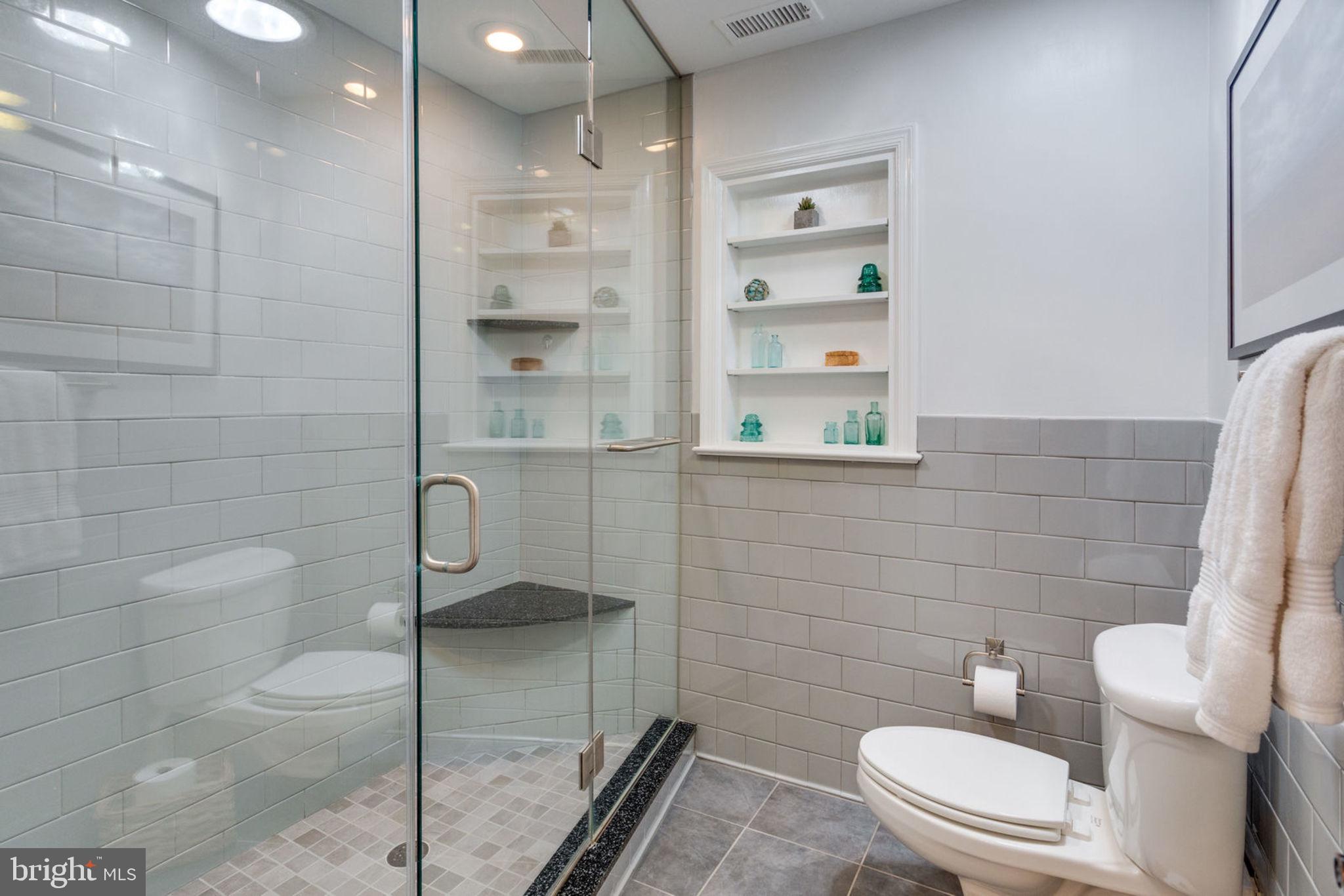 913 Lynton Place McLean, VA 22102 - Photo 30 of 57