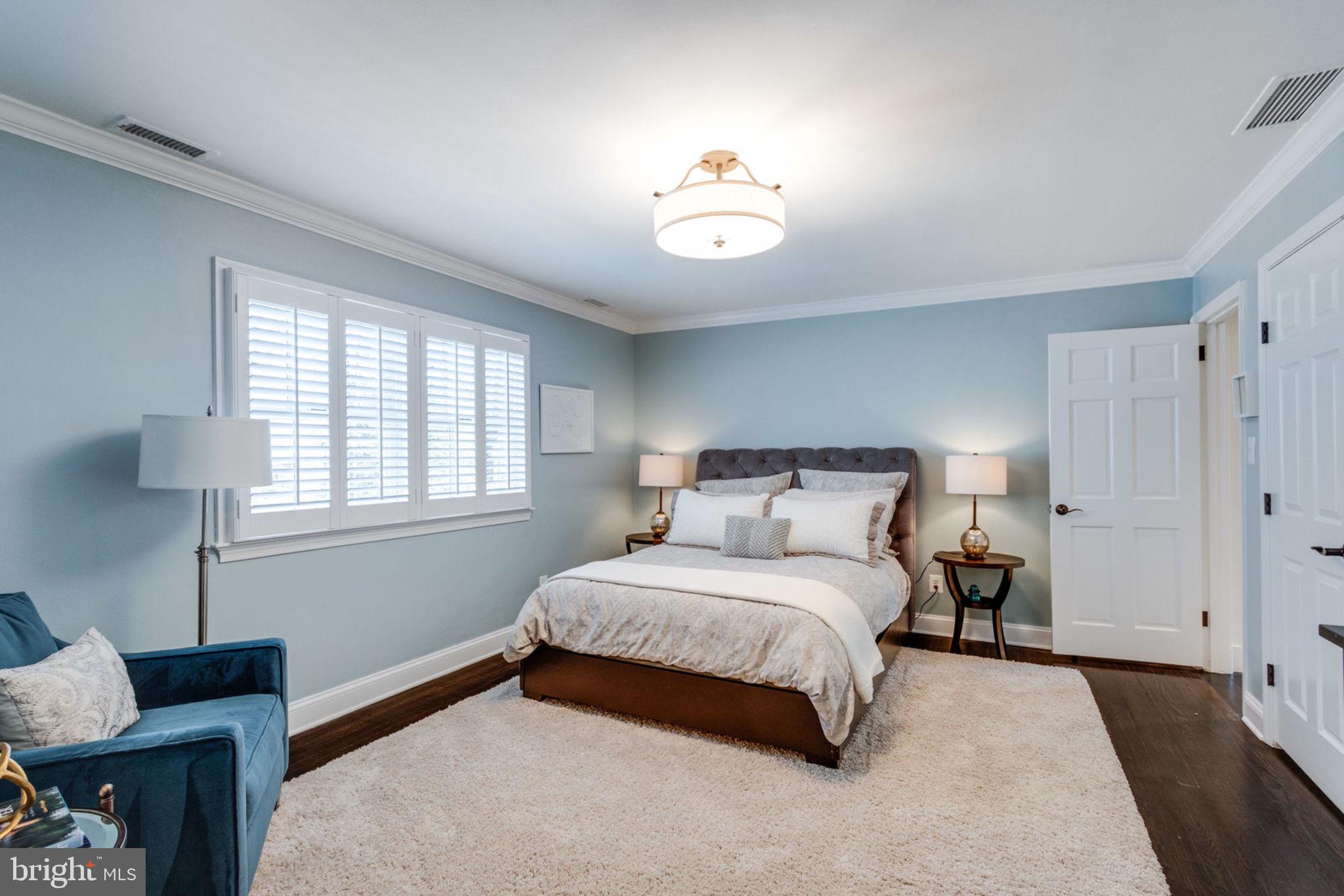 913 Lynton Place McLean, VA 22102 - Photo 31 of 57 Bedroom #3