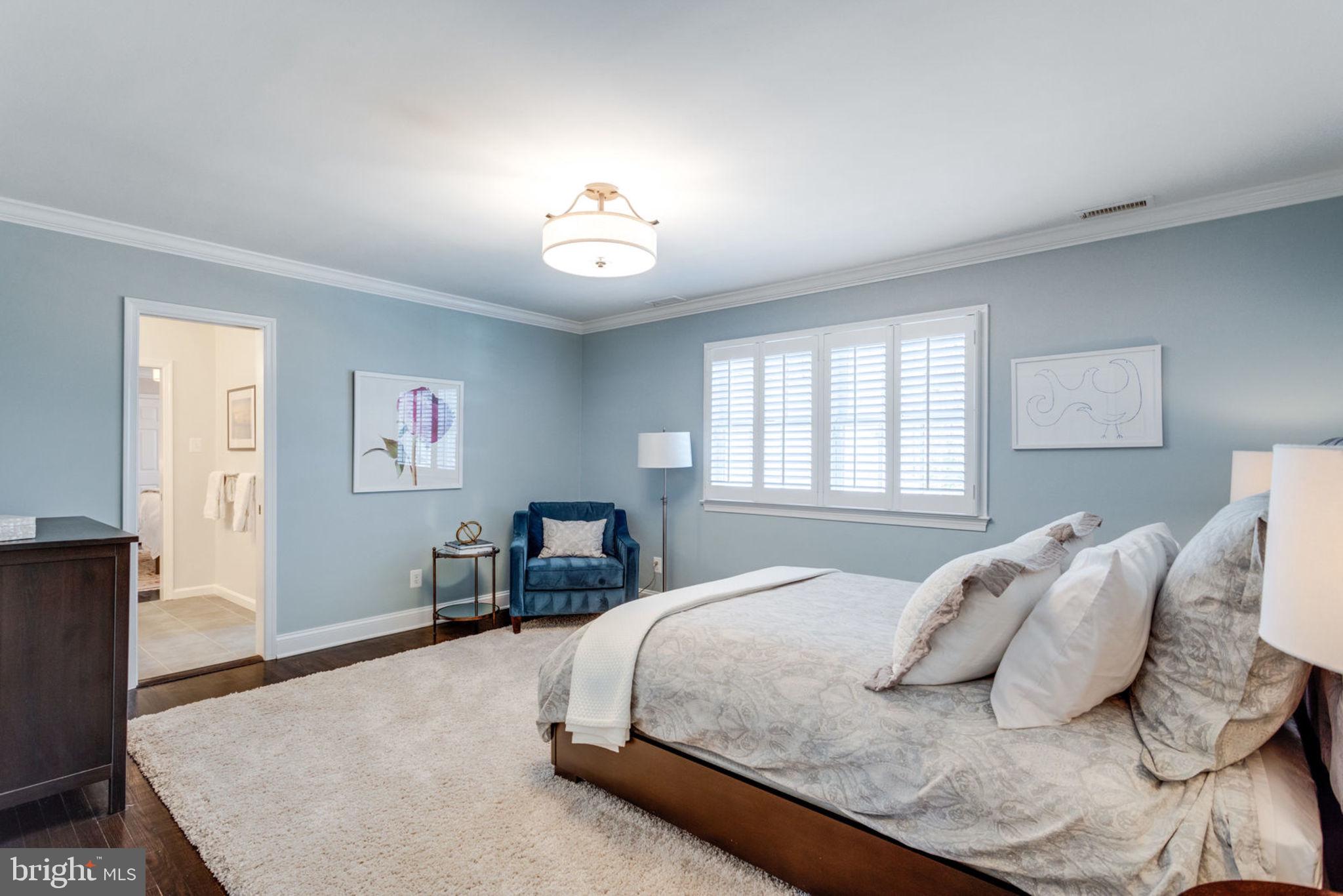 913 Lynton Place McLean, VA 22102 - Photo 32 of 57