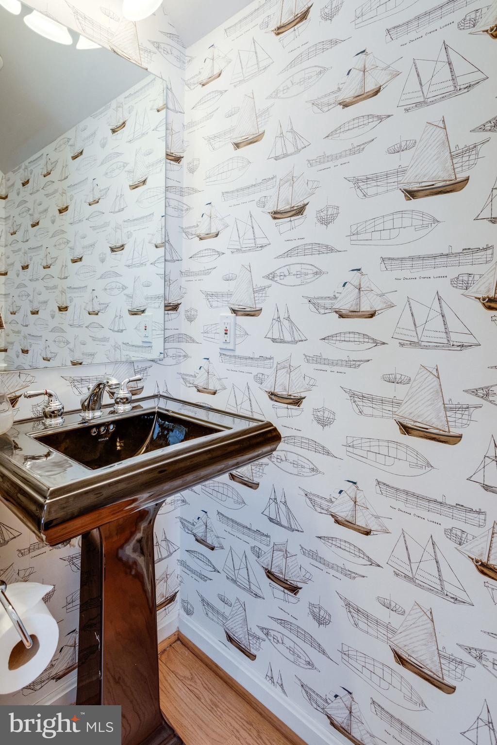 913 Lynton Place McLean, VA 22102 - Photo 42 of 57