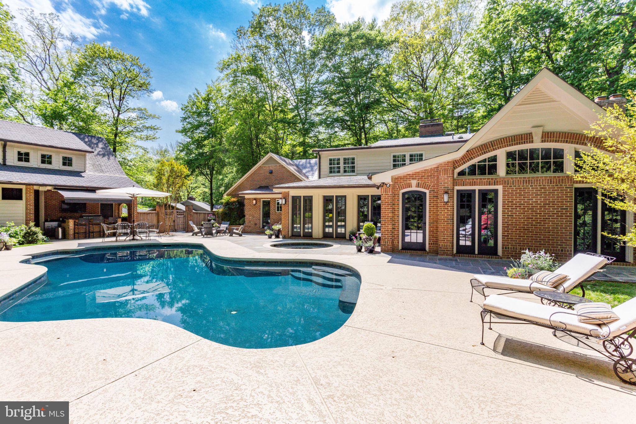 913 Lynton Place McLean, VA 22102 - Photo 47 of 57