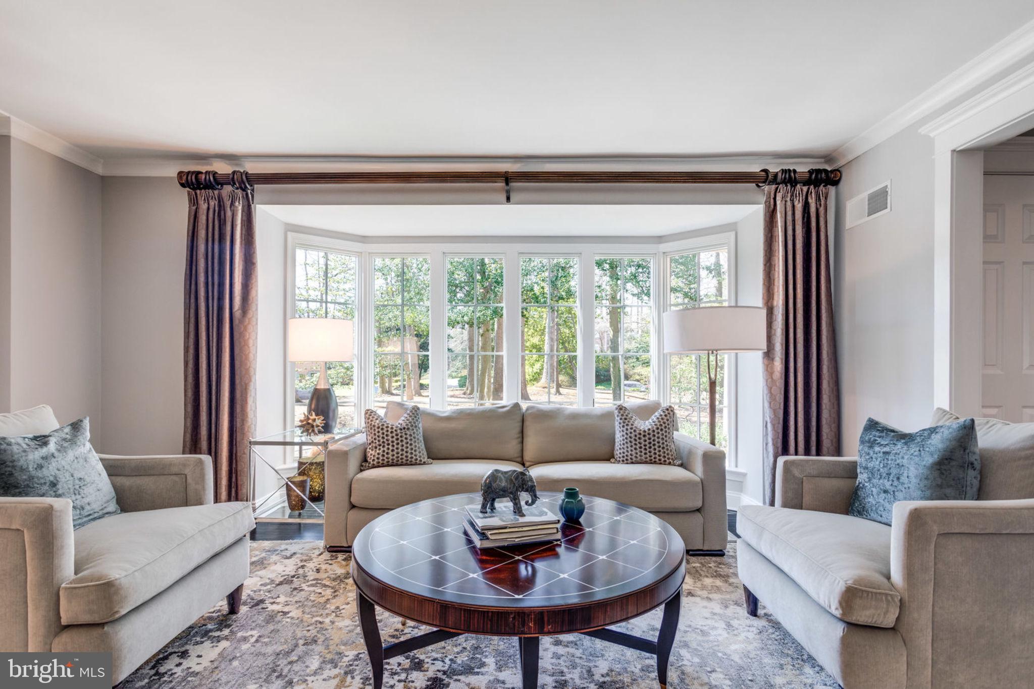 913 Lynton Place McLean, VA 22102 - Photo 7 of 57