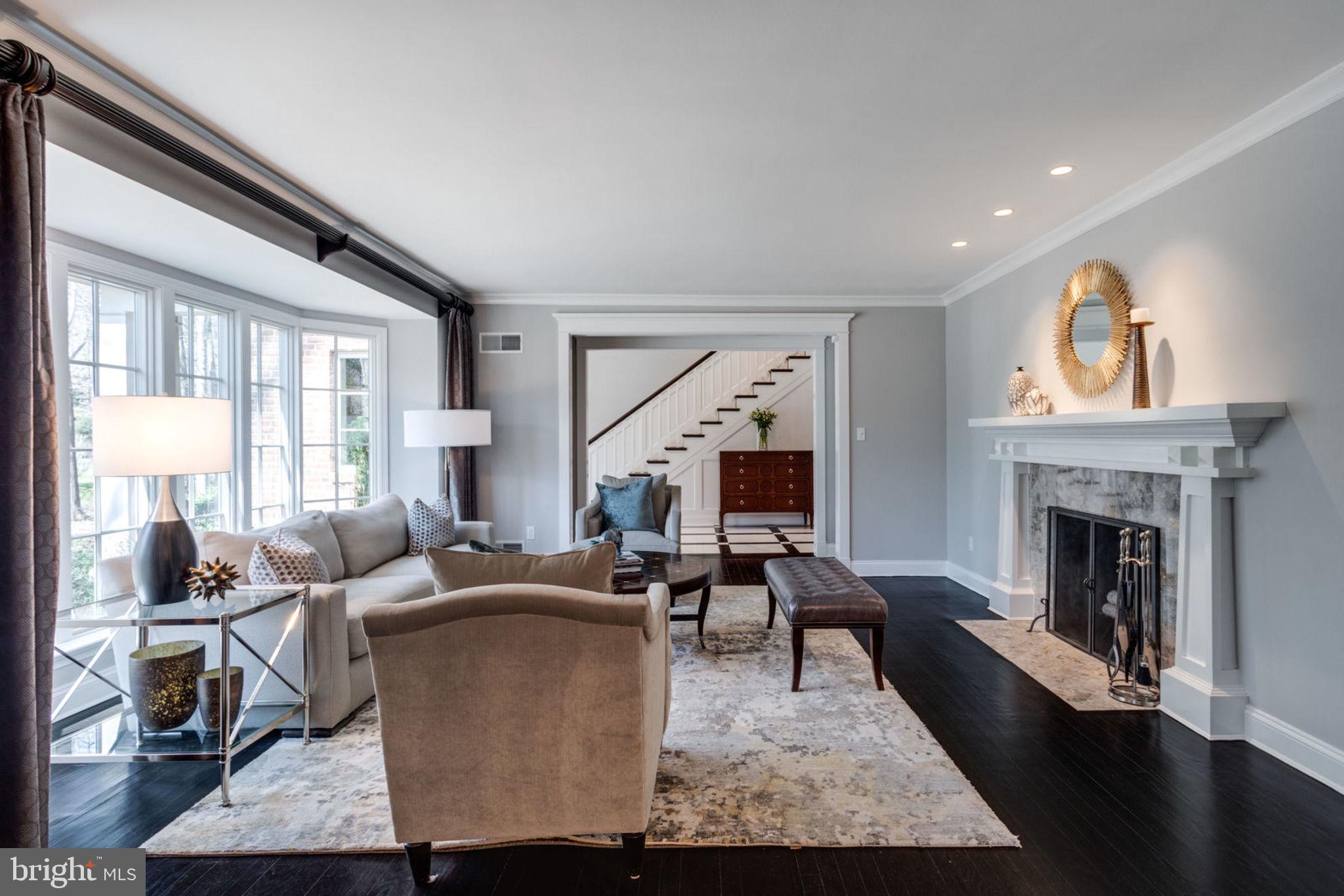 913 Lynton Place McLean, VA 22102 - Photo 8 of 57